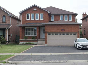 Fully Det'd House Situated In The Heart Of Central Mississauga