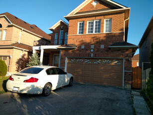 MAPLE PRESTGIOUS FOUR BEDROOM HOUSE FOR RENT
