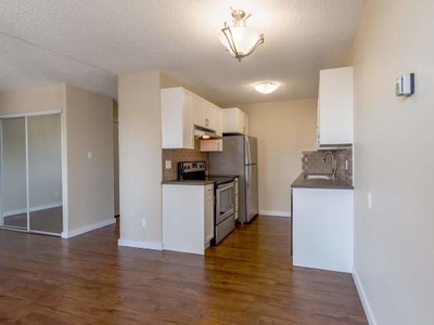 Apartment Unit Edmonton AB For Rent At 1340