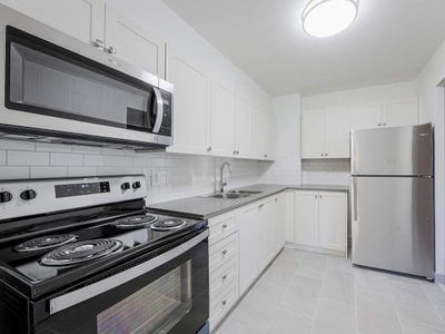 1 Bedroom Apartment Unit Markham ON For Rent At 2400