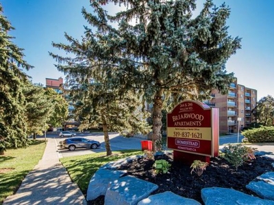 2 Bedroom Apartment Guelph ON