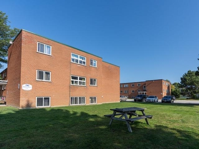 2 Bedroom Apartment Unit Port Elgin ON For Rent At 1885