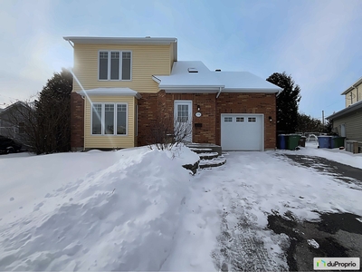 2 Storey for sale Chambly 3 bedrooms 2 bathrooms
