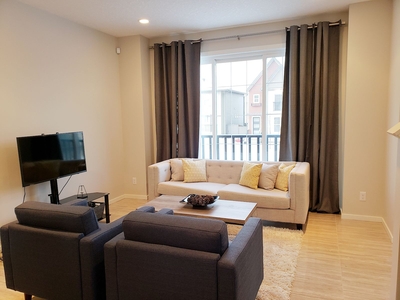 Calgary Pet Friendly Duplex For Rent | Walden | Modern and spacious home