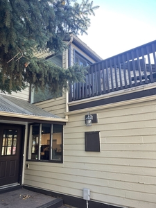 Sherwood Park Pet Friendly Townhouse For Rent | PENDING Executive townhouse located within