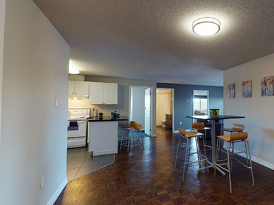 Sublet for apartment 4 bed, 2 bath, 1 kitchen ALL utilities inc.