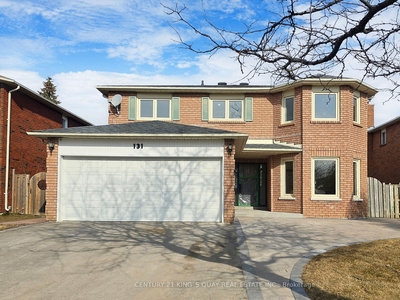 131 Stather Cres