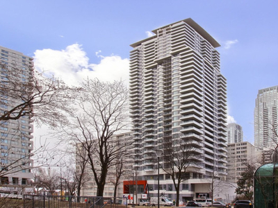 Brand NEW 1+1 BED, 2 BATH at the heart of YONGE/EGLINTON