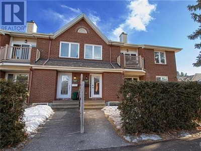 Condo For Sale In Orleans Avalon - Notting Gate - Fallingbrook - Gardenway South, Ottawa, Ontario