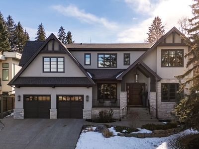 House for sale, 4324 Britannia Drive SW, Calgary, Alberta, in Calgary, Canada