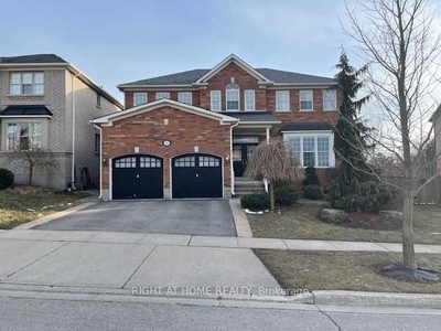 House for sale, 68 Swift Cres, in Cambridge, Canada