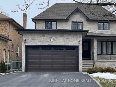 House for sale, 97 Oak Ave, in Richmond Hill, Canada