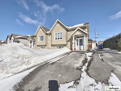 Semi-detached for sale Rivière-Du-Loup 3 bedrooms 2 bathrooms