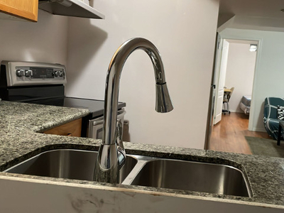 2 BEDROOM BASEMENT FULLY FURNISHED OWN LAUNDRY IN BRAMPTON
