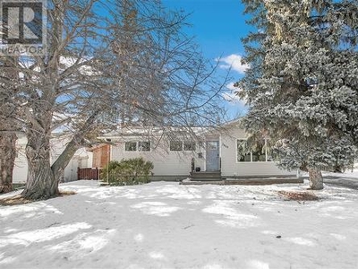 House For Sale In Adelaide/Churchill, Saskatoon, Saskatchewan