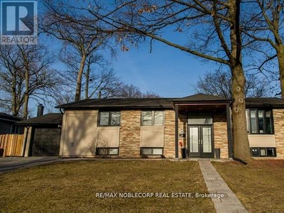 House For Sale In Downsview, Toronto, Ontario