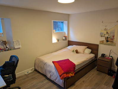 Private Furnished Room + Private Bathroom For Rent in Dunbar!