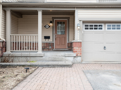 Rental: Kanata-Stittsville Townhome: $2400: Available Apr/May