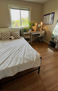 Sublet from May-August 2024 Waterloo for Female Students