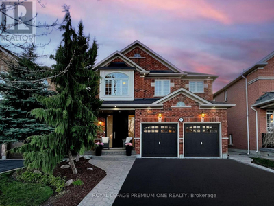 372 VELLORE PARK AVE Vaughan, Ontario