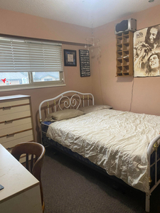 Bedroom for Rent in Campbell Avenue