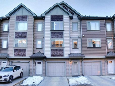 Calgary Townhouse For Rent | Copperfield | 3 Bedroom Townhouse In Copperfiled