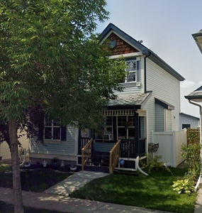 Edmonton Pet Friendly House For Rent | Terwillegar | Cozy 3 bed Family Home