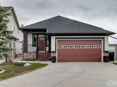 Homes for Sale in Royal Oak, Calgary, Alberta $950,000