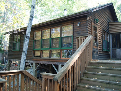 Nutimik Lake Whiteshell Lakefront Cottage for Sale