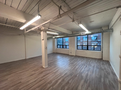 Office for rent in Chinatown