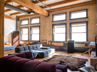 Loft living in the heart of the Exchange