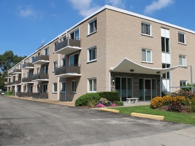 1 Bedroom Apartment Unit Sarnia ON For Rent At 1430