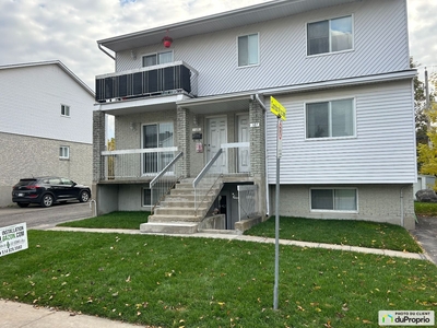 Triplex for sale Ste-Therese 5 bedrooms 3 bathrooms