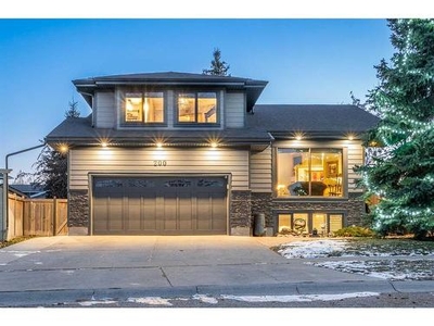 House For Sale In Sundance, Calgary, Alberta