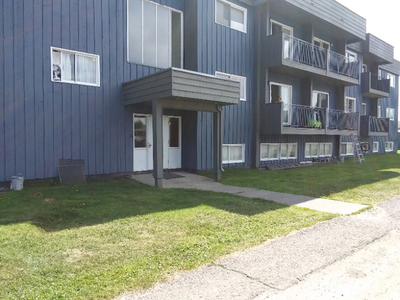 1 and 2 bedrooms apartment available in Fraser Lake, BC