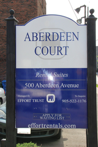Aberdeen Court Apartments - Bachelor Apartment for Rent