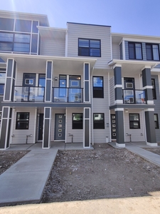 Calgary Townhouse For Rent | Seton | EXCELLENT 2 BEDROOM TOWNHOUSE WITH
