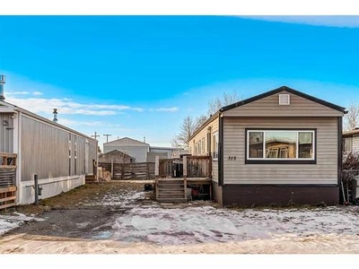 House For Sale In Red Carpet, Calgary, Alberta