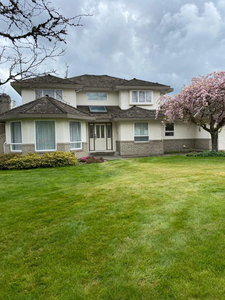 7566 197th Street Langley Home For Rent.