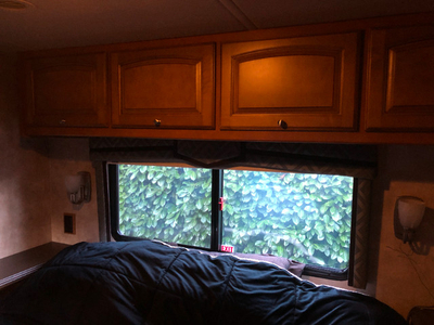 Motorhome (1 Private queen sized room) in Larch Way, Port Coquit
