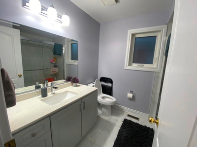 Private room with shared washroom