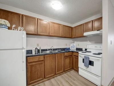 1 Bedroom Apartment Unit Edmonton AB For Rent At 1266