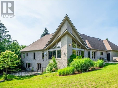 10 Kilkenny Place Guelph, ON N1L 1H1