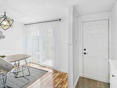 3 Bedroom Single Family Home Toronto ON For Rent At 3500