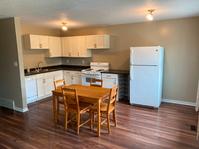 1 Bedroom Available For Rent - Female Student House In Thorold