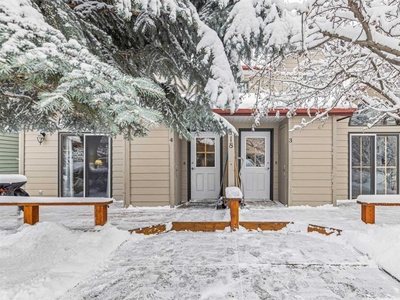 4, 818 5th Street, Canmore, Residential