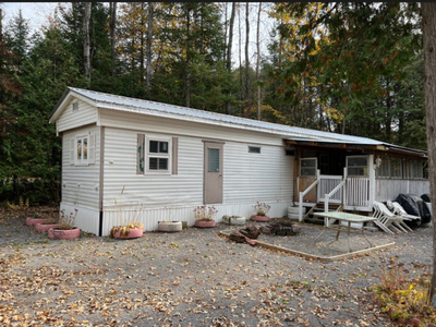BEAUTIFUL COTTAGE TRAILER IN MARMORA ONTARIO! FOR SALE