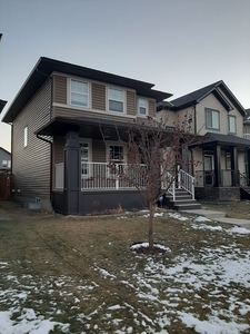 Calgary Main Floor For Rent | Evanston | 4 Bedroom Two- Storey house