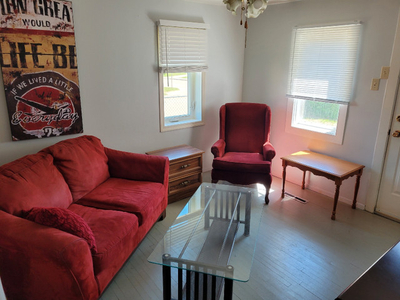 Hate Hotels? Furnished House in Moose Jaw