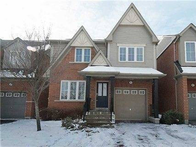 House for Rent (Conlin and Simcoe) N. Oshawa